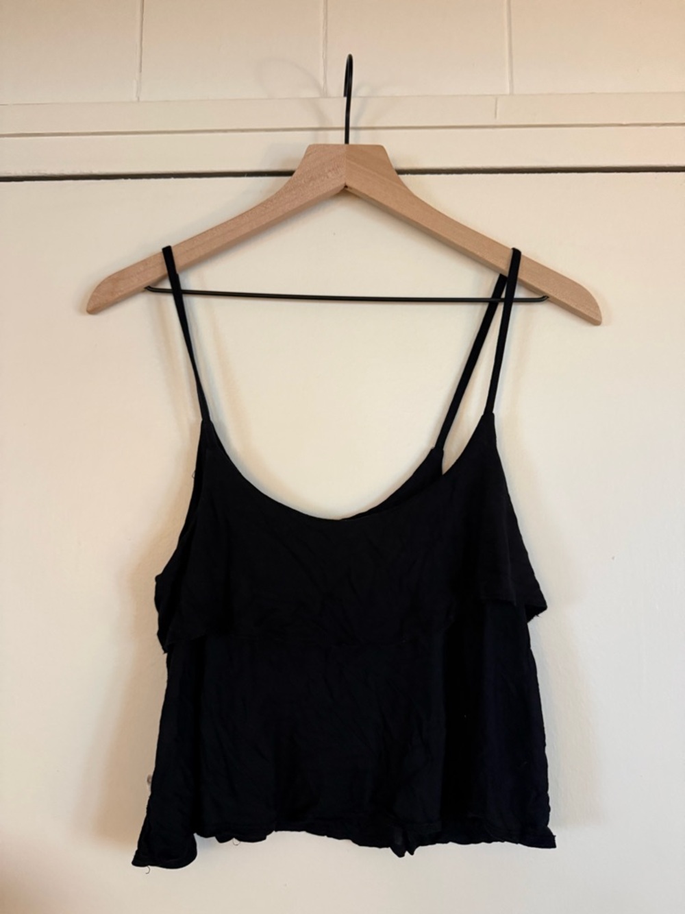 Brandy Melville Black Crop Spaghetti Strpa Camisole - Picture 2 of 3